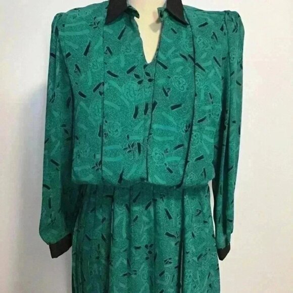 Vintage Dress - Picture 4 of 8